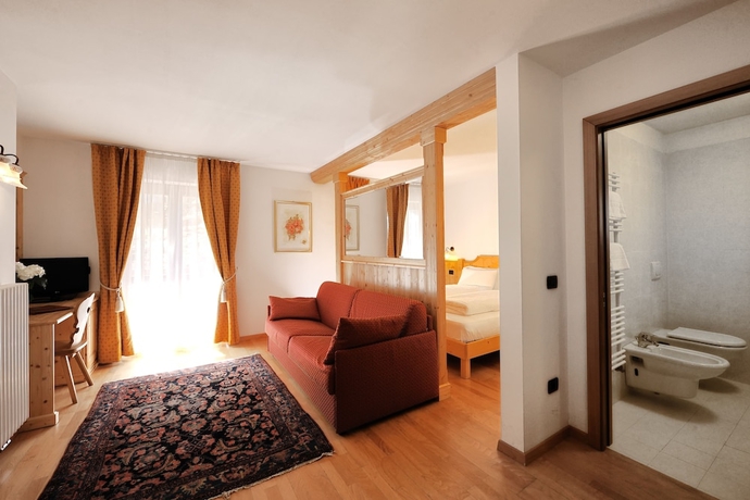 Imagen de la habitación del Hotel Montana, Madonna di Campiglio. Foto 10