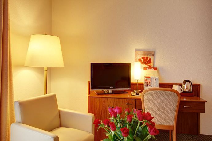 Imagen del bar/restaurante del Hotel Montana M&ouml;nchengladbach. Foto 4