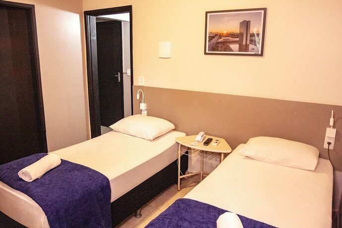 Imagen de la habitación del Hotel Montana N&uacute;cleo Bandeirante. Foto 17