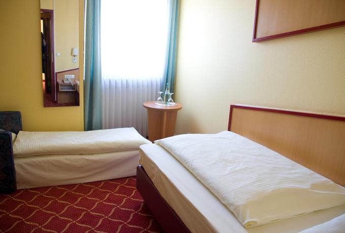 Imagen de la habitación del Hotel Montana N&uuml;rnberg-West. Foto 8