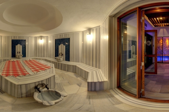 Imagen de la piscina del Hotel Montana Pine Resort - All Inclusive. Foto 16