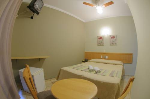 Imagen de la habitación del Hotel Montana Serra Negra. Foto 2