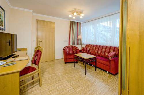 Imagen de la habitación del Hotel Montana, Tweng. Foto 8