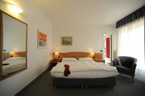 Imagen de la habitación del Hotel Montana, Vason. Foto 4