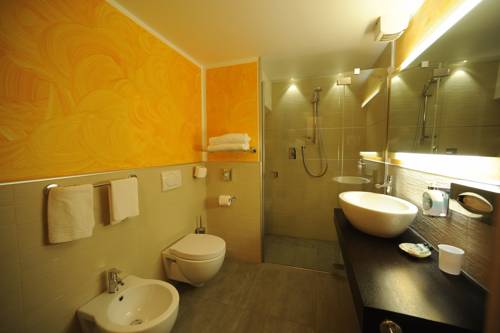 Imagen de la habitación del Hotel Montana, Vason. Foto 8