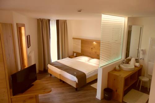 Imagen de la habitación del Hotel Montana, Vason. Foto 15