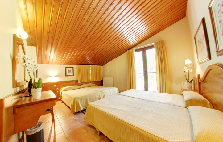 Imagen de los interiores del Hotel Montane. Foto 5