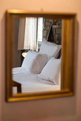 Imagen de la habitación del Hotel Montanema Handmade Village. Foto 3