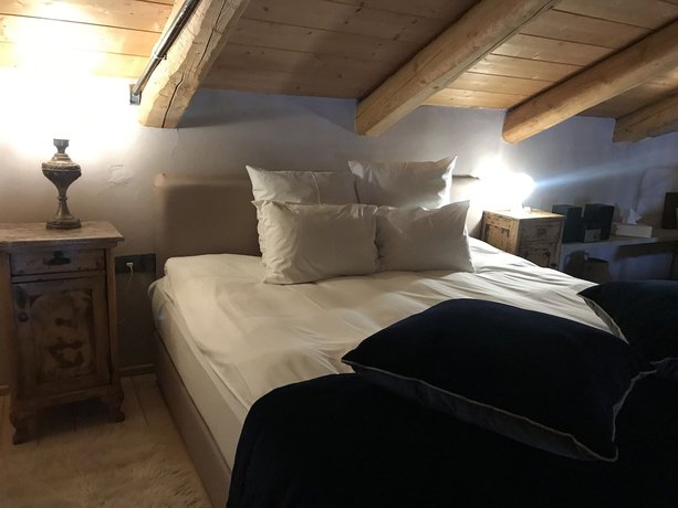 Imagen de la habitación del Hotel Montanema Handmade Village. Foto 15