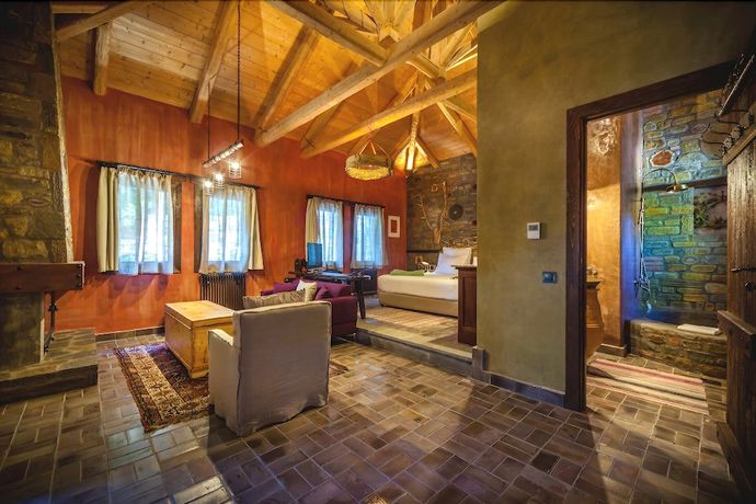 Imagen de la habitación del Hotel Montanema Handmade Village. Foto 17