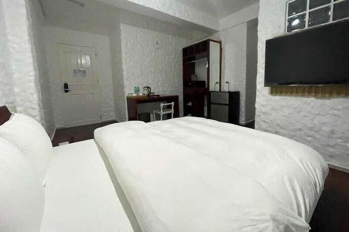 Imagen de la habitación del Hotel Montani Beach Resort. Foto 29