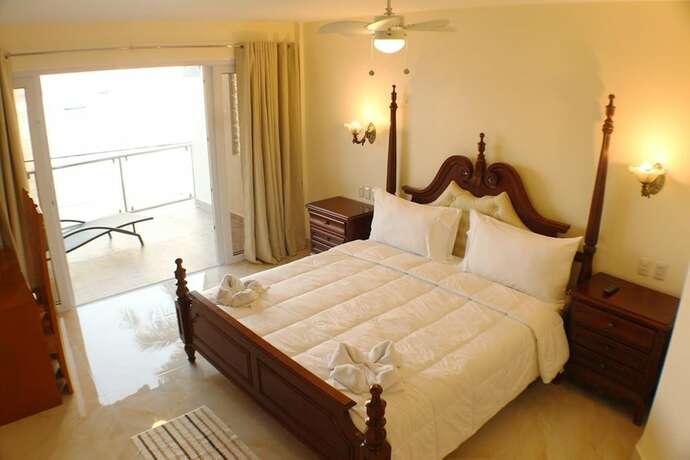 Imagen de la habitación del Hotel Montani Beach Resort. Foto 31