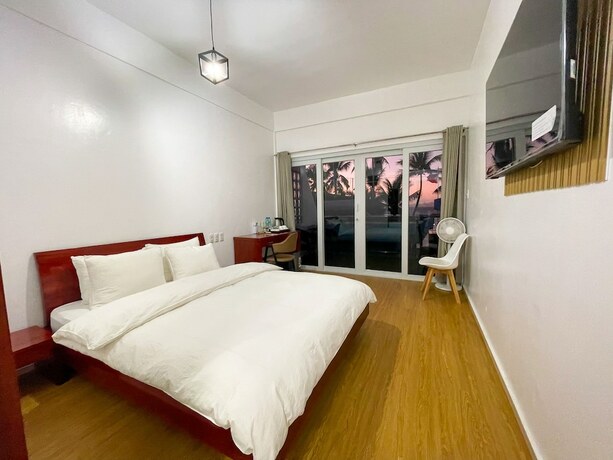 Imagen de la habitación del Hotel Montani Beach Resort. Foto 33