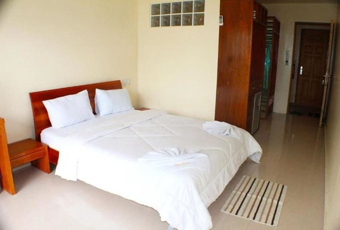 Imagen de la habitación del Hotel Montani Beach Resort. Foto 39