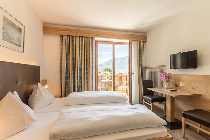 Imagen de la habitación del Hotel Montani. Foto 7
