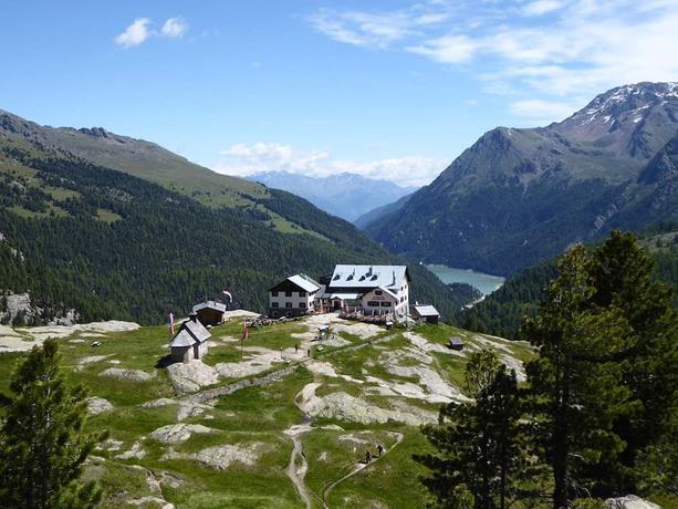 Imagen general del Hotel Montani. Foto 1
