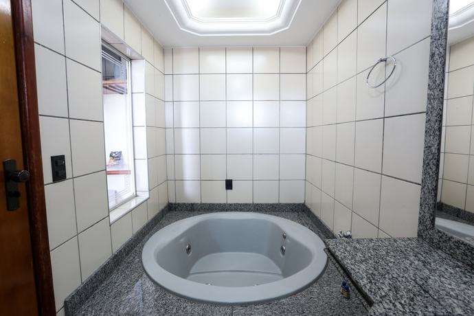 Imagen de la habitación del Hotel Montblanc. Foto 12