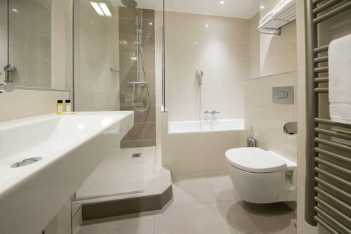 Imagen de la habitación del Hotel Montbriand Antony. Foto 3