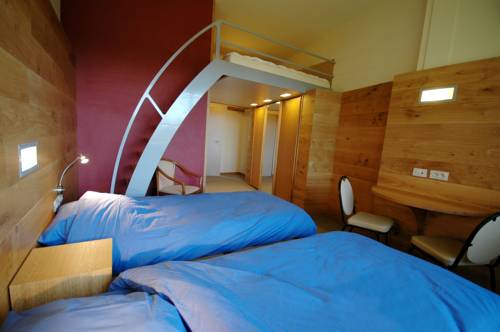 Imagen de la habitación del Hotel Mont-des-Pins. Foto 14