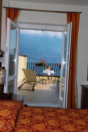 Imagen de la habitación del Hotel Monte Baldo. Foto 11