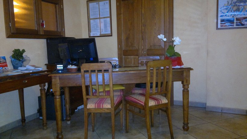 Imagen de los interiores del Hotel Monte Baldo. Foto 20