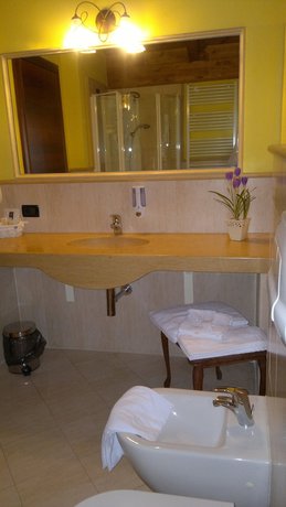 Imagen de la habitación del Hotel Monte Baldo. Foto 14