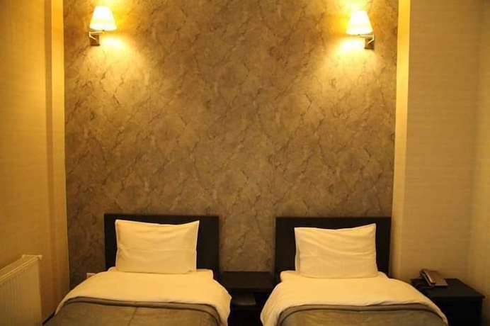 Imagen de la habitación del Hotel Monte Carlo, Batumi. Foto 2