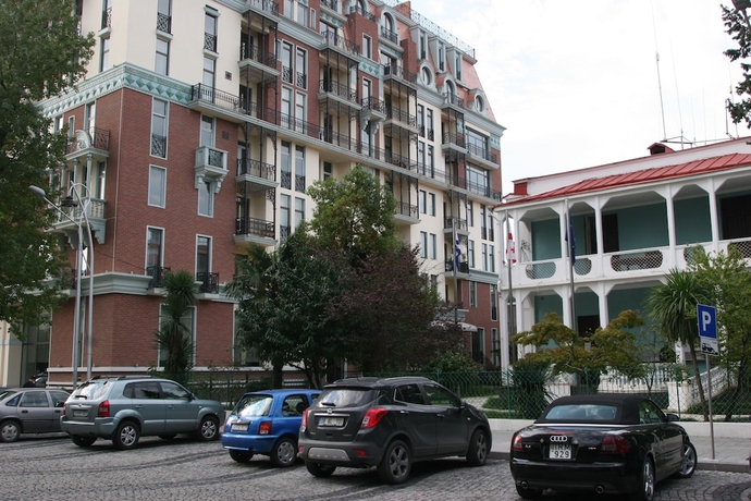Imagen general del Hotel Monte Carlo, Batumi. Foto 1