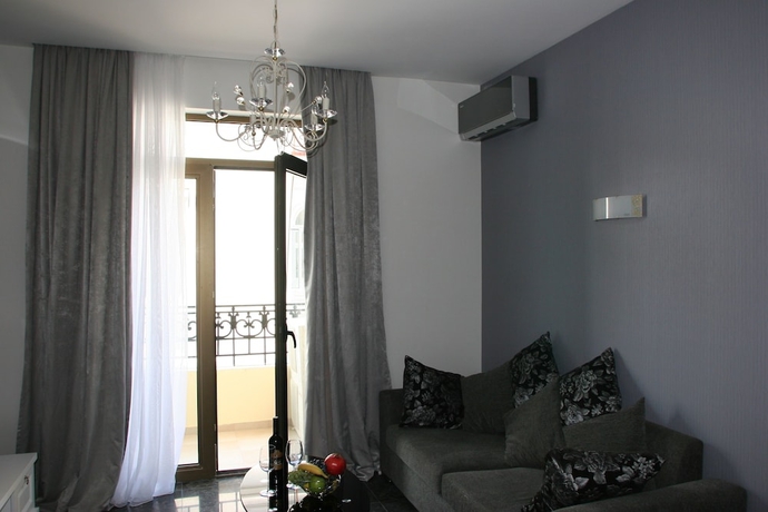 Imagen de la habitación del Hotel Monte Carlo, Batumi. Foto 15