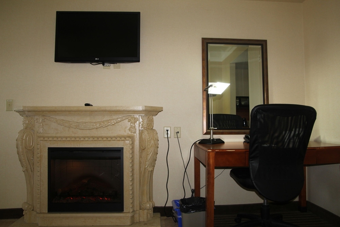 Imagen de los interiores del Hotel Monte Carlo Inn Barrie Suites. Foto 15