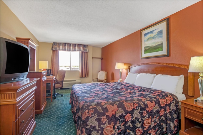 Imagen de la habitación del Hotel Monte Carlo Inn. Foto 8