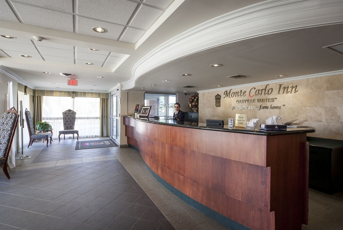 Imagen de los interiores del Hotel Monte Carlo Inn Oakville Suites. Foto 15