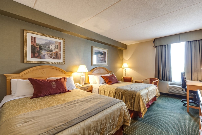 Imagen de la habitación del Hotel Monte Carlo Inn Oakville Suites. Foto 7