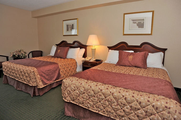 Imagen de la habitación del Hotel Monte Carlo Inn Oakville Suites. Foto 9