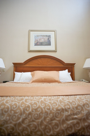 Imagen de la habitación del Hotel Monte Carlo Inn Toronto West Suites. Foto 6