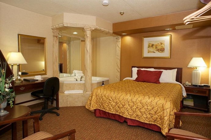 Imagen de la habitación del Hotel Monte Carlo Inn Toronto West Suites. Foto 8