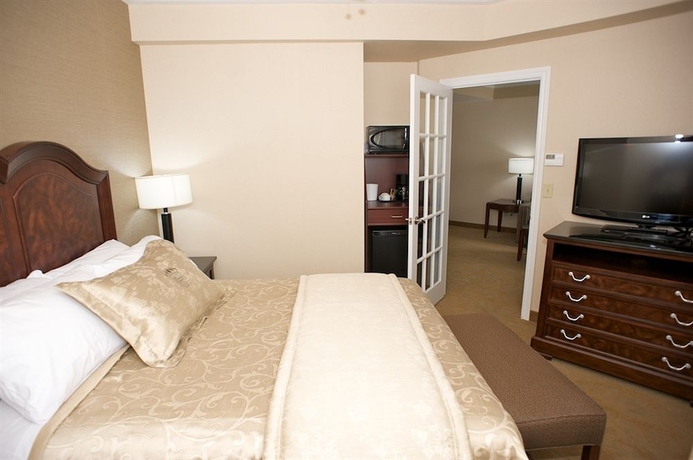 Imagen de la habitación del Hotel Monte Carlo Inn and Suites Downtown Markham. Foto 3