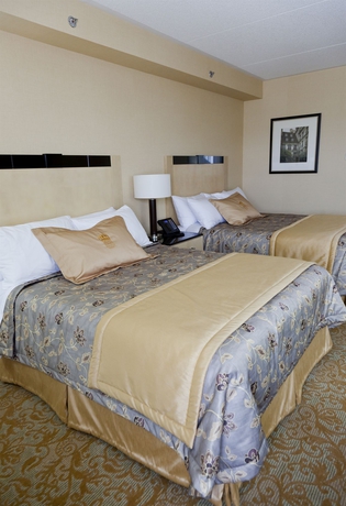 Imagen de la habitación del Hotel Monte Carlo Inn and Suites Downtown Markham. Foto 11