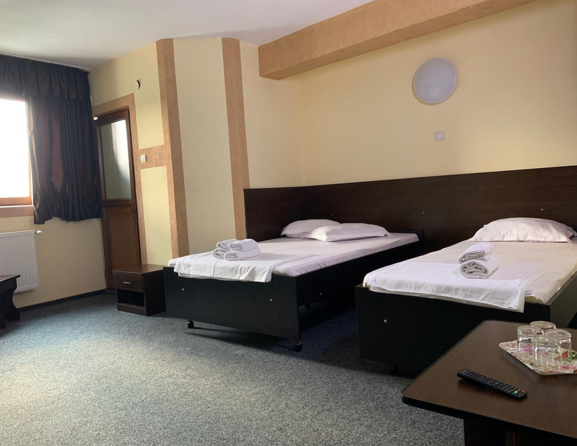 Imagen general del Hotel Monte Carlo, Pitesti. Foto 5