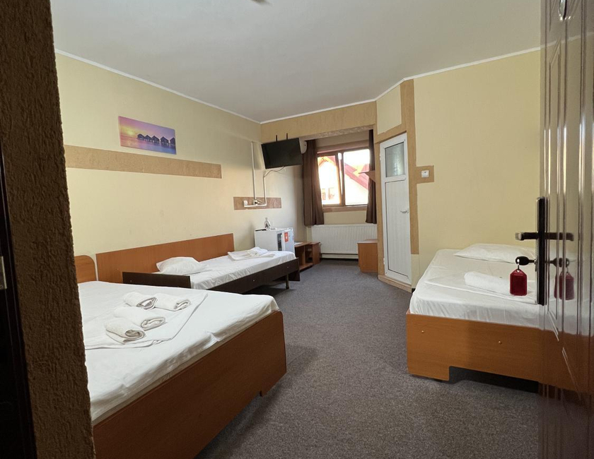 Imagen general del Hotel Monte Carlo, Pitesti. Foto 9