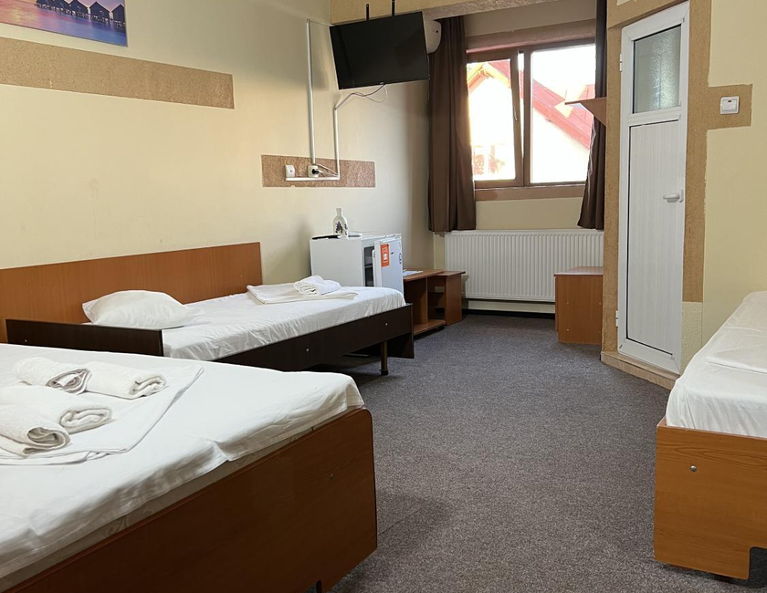 Imagen general del Hotel Monte Carlo, Pitesti. Foto 12