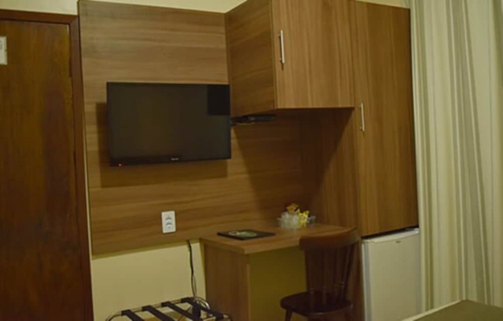 Imagen de la habitación del Hotel Monte Carlo, Uruguaiana. Foto 5