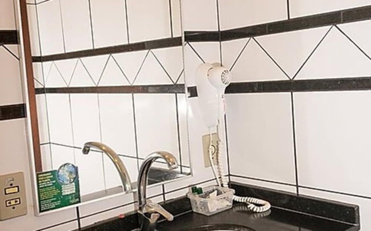 Imagen de la habitación del Hotel Monte Carlo, Uruguaiana. Foto 7