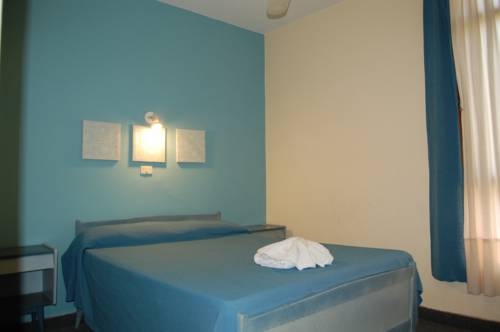 Imagen general del Hotel Monte Carlo, VILLA CARLOS PAZ. Foto 25