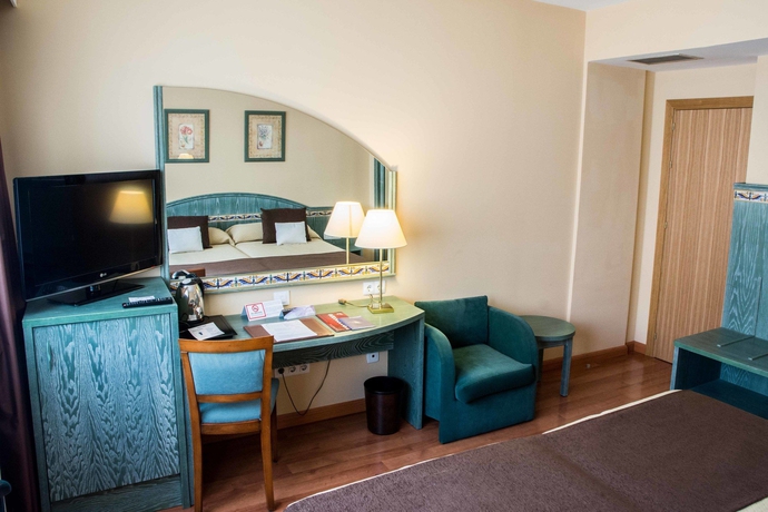 Imagen de la habitación del Hotel Monte Carmelo. Foto 3