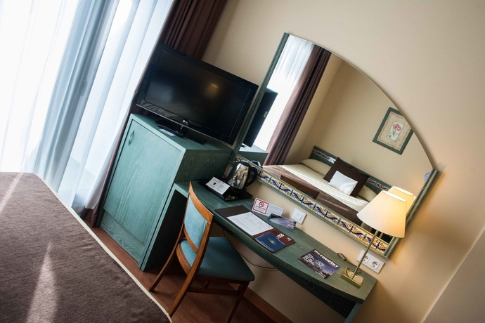 Imagen de la habitación del Hotel Monte Carmelo. Foto 7