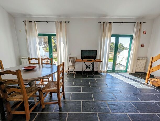 Imagen de la habitación del Hotel Monte Carvalhal da Rocha - Campground. Foto 18