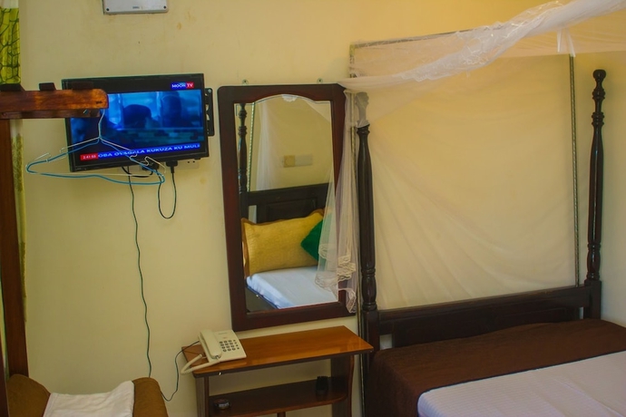 Imagen de la habitación del Hotel Monte Christo Motel. Foto 7