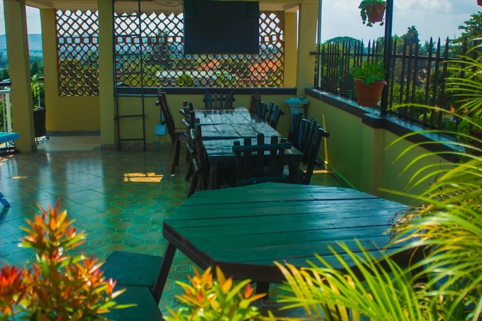 Imagen del bar/restaurante del Hotel Monte Christo Motel. Foto 2