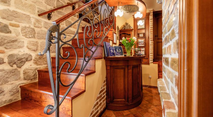 Imagen general del Hotel Monte Cristo, Kotor. Foto 3